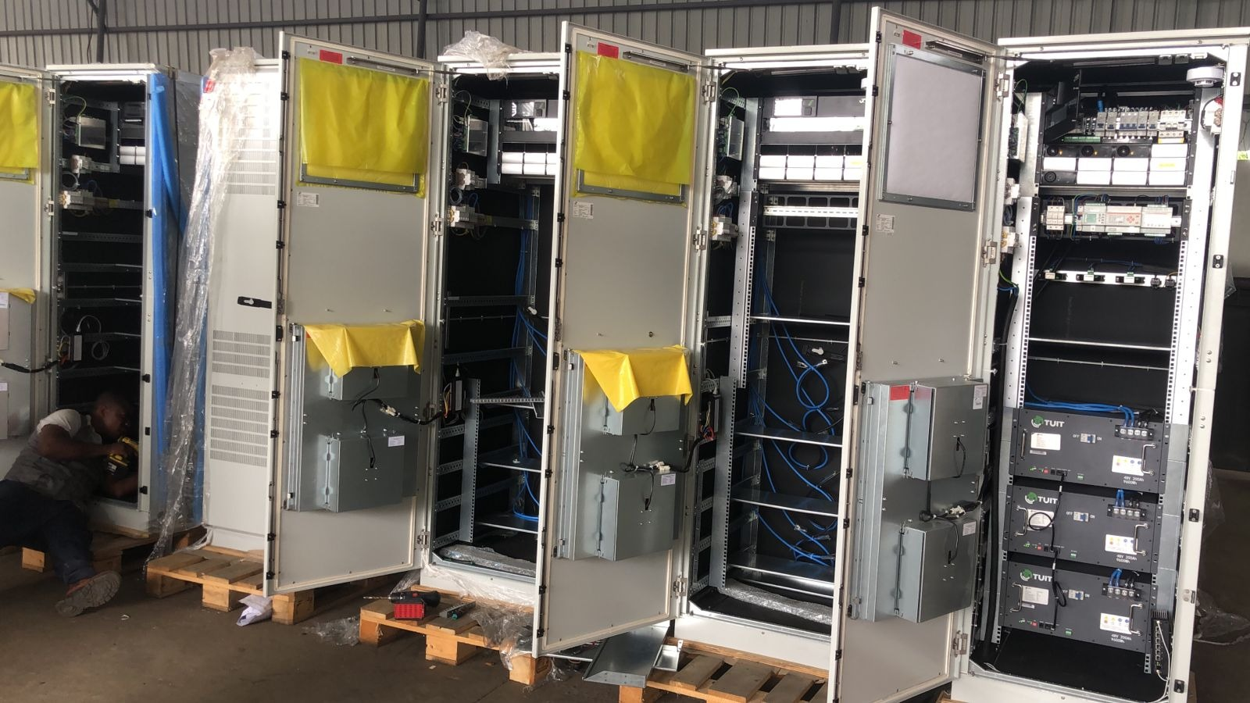 Power cabinet meters ElOT Energy Monitoring for Tower in Angola